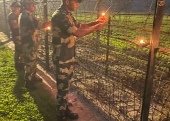 BSF celebrate festival of lights with enthusiasm along Indo-Bangla border