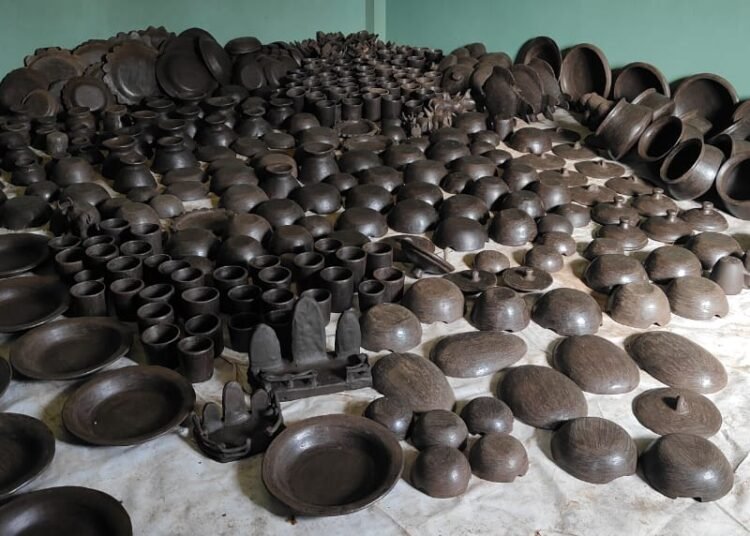 Month-long training in black pottery concludes