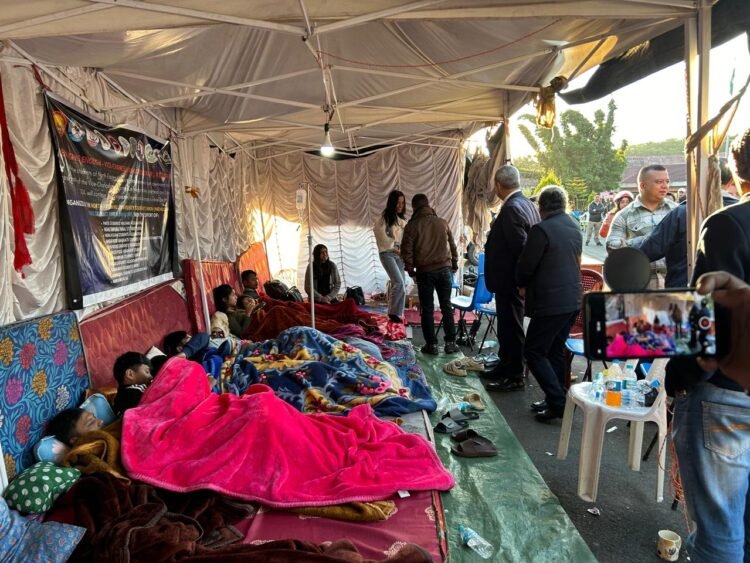 NEHU students suspend fast, to continue daily sit-in protest