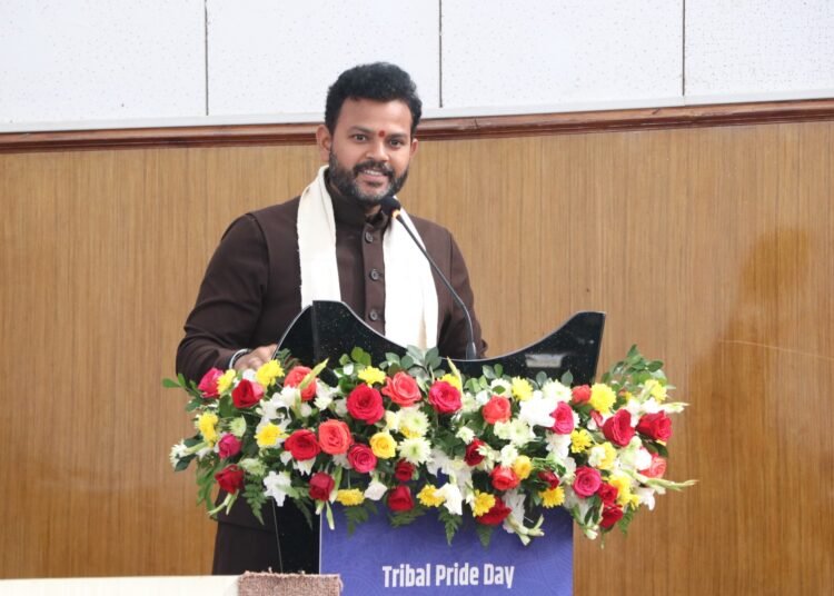 Union minister lauds tribes of M’laya for deep respect for nature