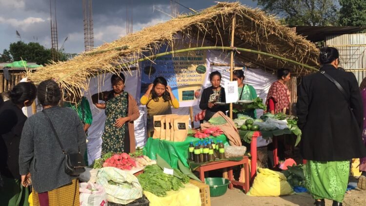 Chemical-free natural farming market opens in Jongksha