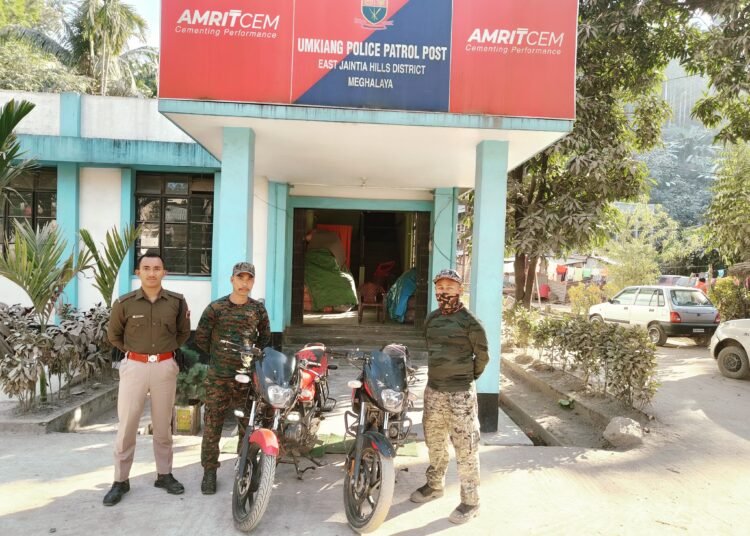 Riders flee, cops recover motorbikes