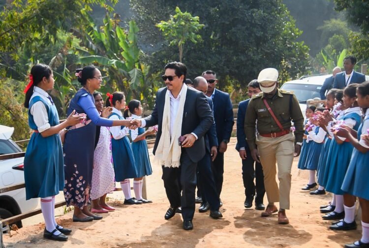 Govt committed to equitable distribution of development: CM