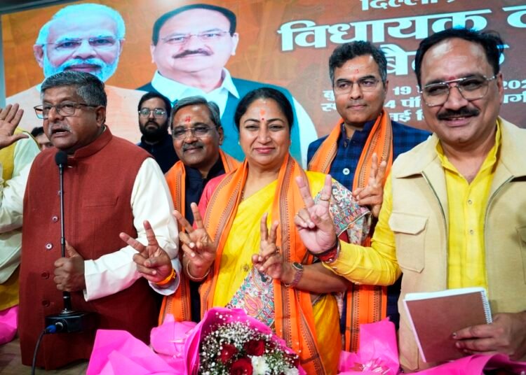 LG Saxena invites BJP’s Rekha Gupta to form govt in Delhi