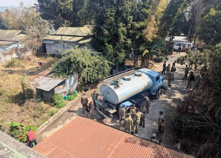 Fire breaks out in City, CRPF acts