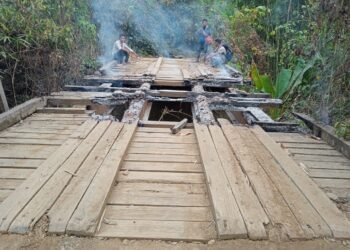 Timber bridge burnt down, Ranikor PWD division issues warning notice