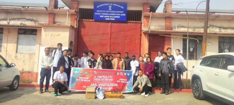 Jowai jail inmates receive gift of books