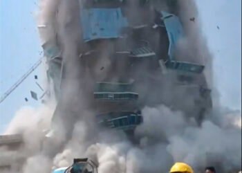 Powerful earthquake rocks Thailand and Myanmar, killing at least 3 in Bangkok high-rise collapse