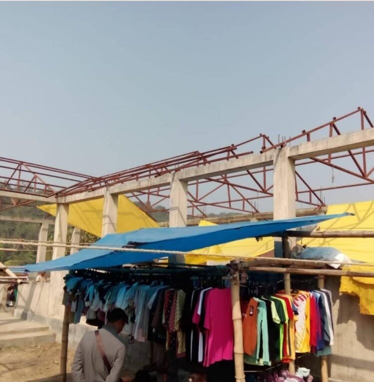 Complaint against contractor for leaving market shed incomplete