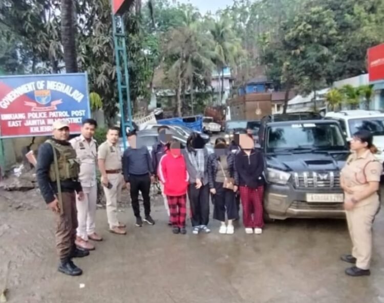 7 arrested for ‘stealing’ cars
