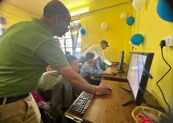 Alumni gifts computer lab to Laban Bengalee Boy’s LP School