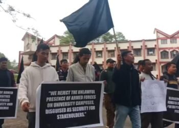 Police out! Students & teachers adamantly opposed to cops’ presence