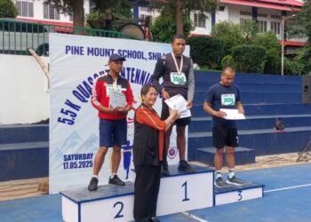 Pine Mount School holds marathon for students & parents