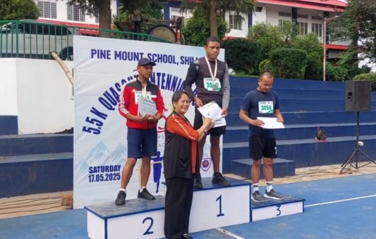 Pine Mount School holds marathon for students & parents