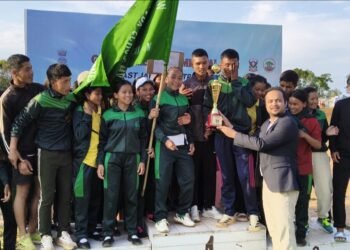 Wapung HS School overall champions of district athletic meet