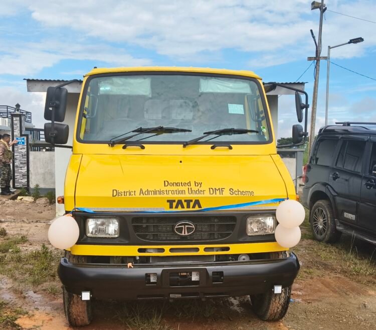 Garbage trucks roll out in Khliehriat & Lad Rymbai