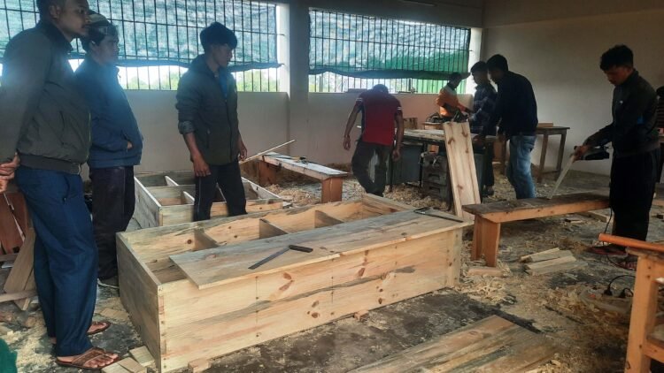 Carpentry training programme ends in DDUC