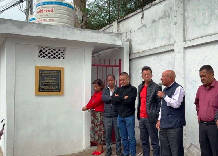 Traffic police booth, restroom opened in Laban