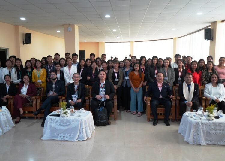 Job seekers attend workshop to prepare them for overseas opps