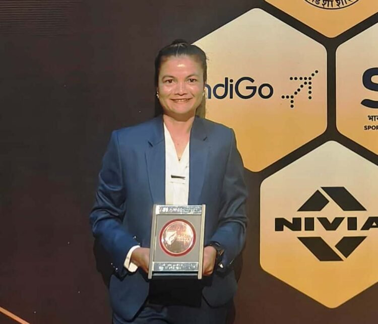 Riiohlang Dhar named Best Female Assistant Referee in India