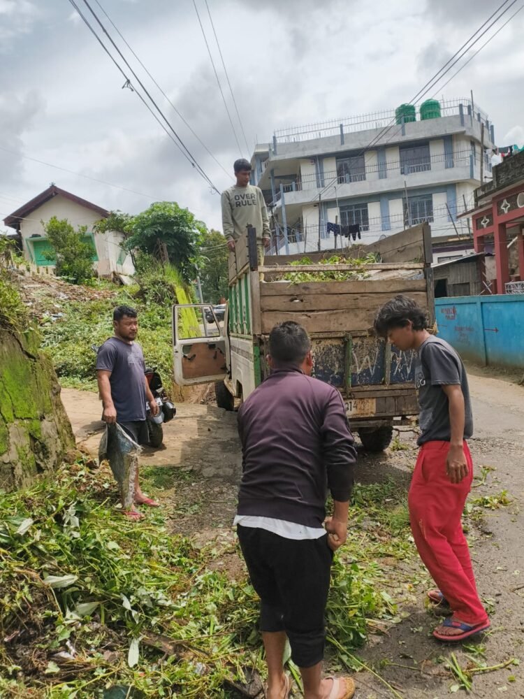 Clean drive held in Nongstoiñ