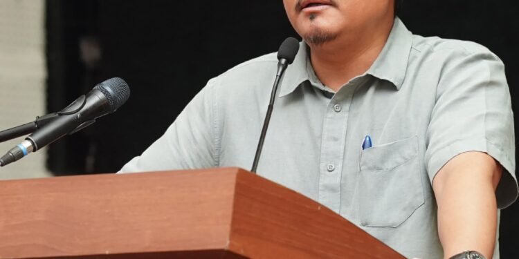 CM talks up private partnership to boost educational goals