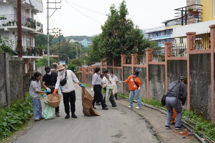MLCU leads State in Himalayan cleanup with waste and brand audit