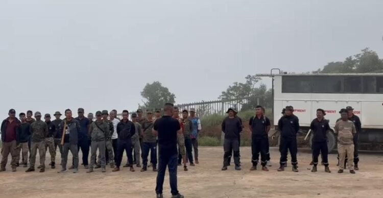 Shocked & relieved citizens hail police