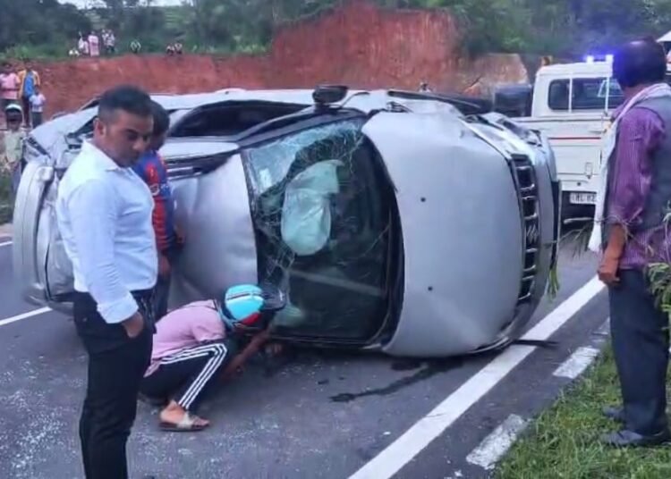 2 injured after speeding car overturns on NH-6