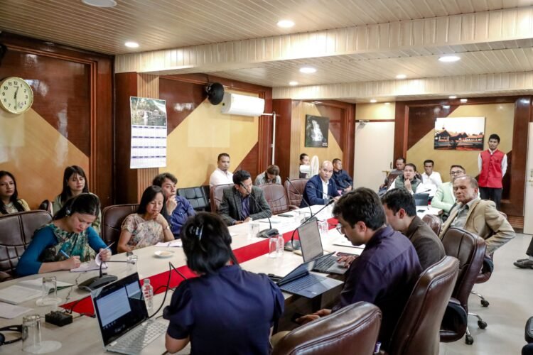 Assembly committee reviews Govt environmental initiative status