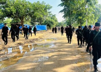 Clash between evicted people, security forces claim one life in Assam; CM blames Rahul for flare-up