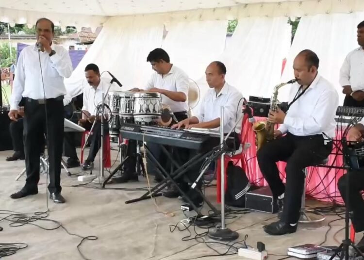 BSF pays tribute to Kargil heroes with jazz performance