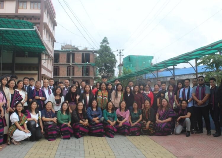 Paite students org felicitates students