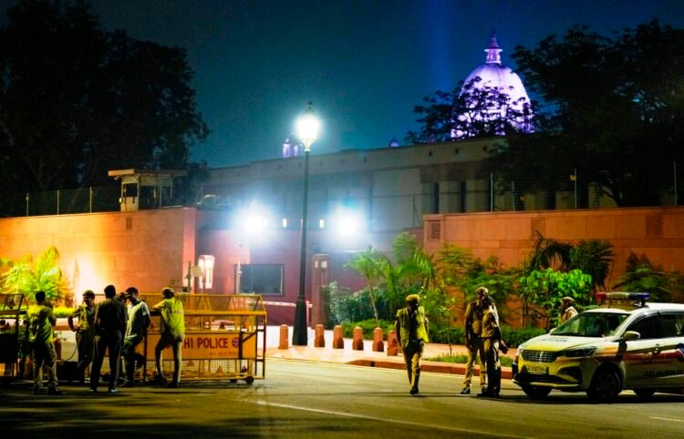 ‘There’s far more to it than meets the eye’: Oppn raises questions over Dhankhar’s resignation