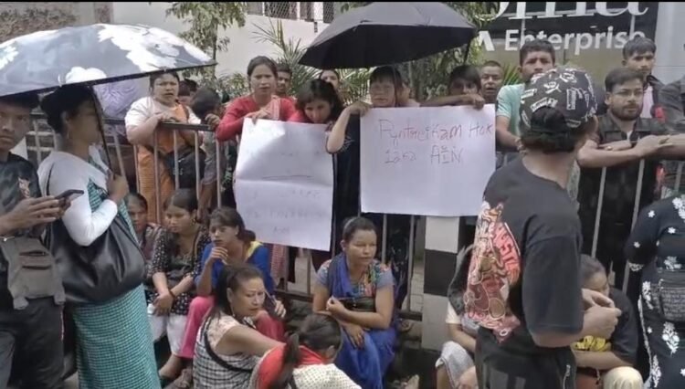 Actions against hawkers above board, says Minister