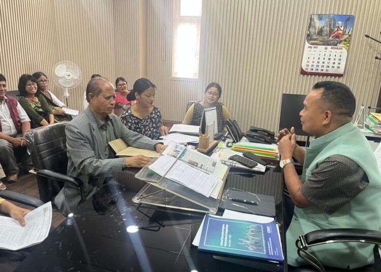 Primary teachers lobby Education Minister over MEG