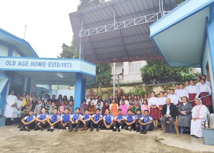 Special visit on Day for Elderly & Grandparents