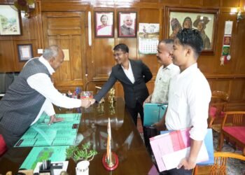Garo Hills delegation enlightens Guv on challenges