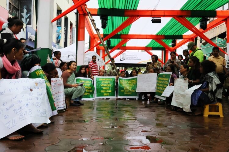 Hawkers suspend sit-in to prepare for claims & objections hearing