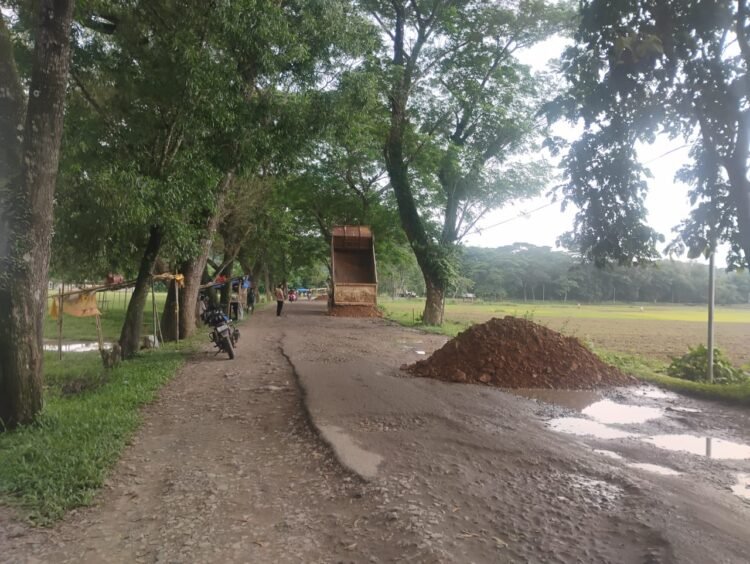 Selsella residents, NGO make preparations to repair PWD road