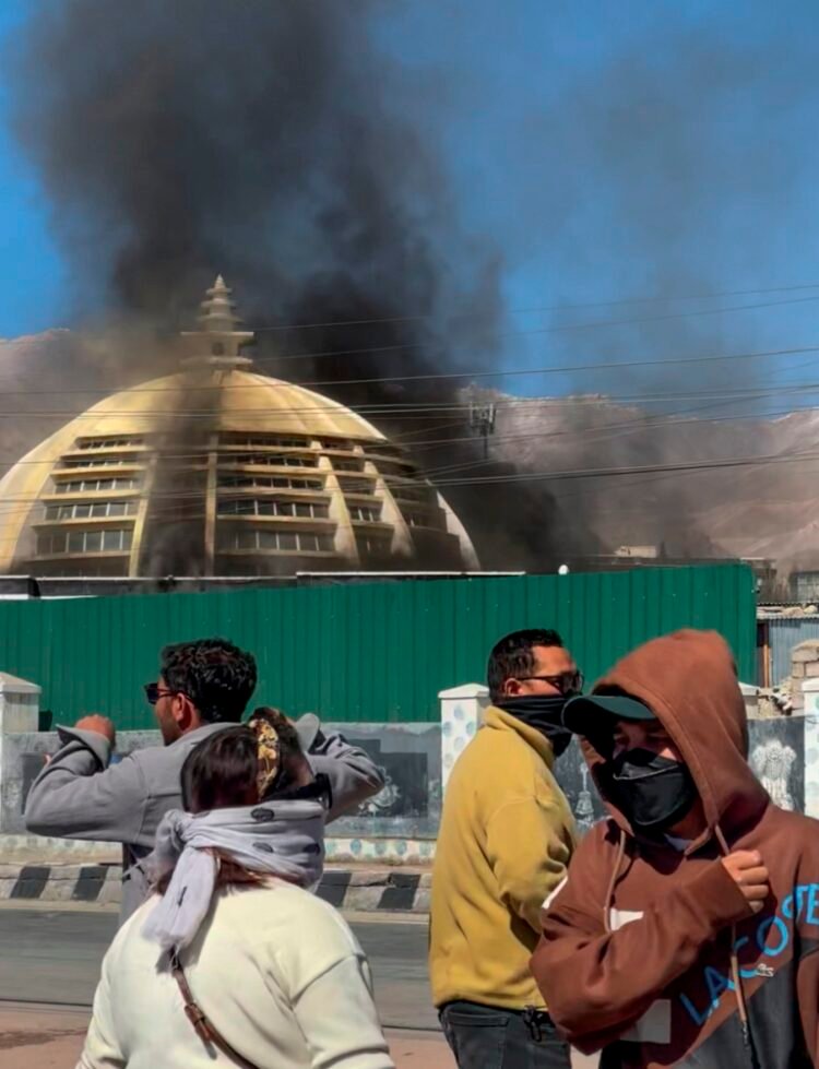 Four killed in Ladakh as statehood protests turn violent, Sonam Wangchuk calls off fast
