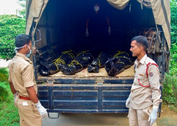 4 dacoits killed in police encounter along Meghalaya-Assam border