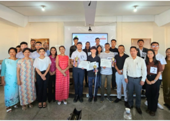 Synod College holds debate on AI