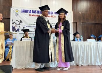 Graduation ceremony held for beauty care trainees