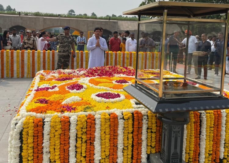 State pays tribute to Mahatma Gandhi on his birth anniversary