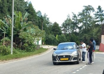 HYC hands out pamphlets urging visitors to maintain cleanliness