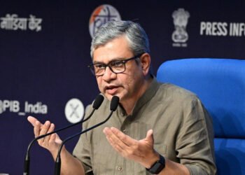 Govt working to shield conventional media amid rapid digitisation: Vaishnaw