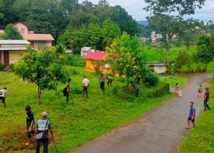 Mawtnum rallies for clean environment