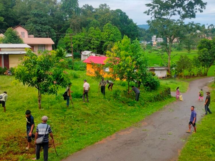 Mawtnum rallies for clean environment