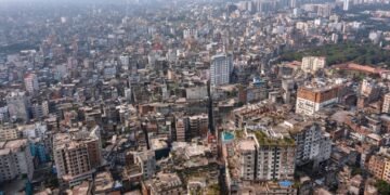 6 dead as 5.7 magnitude quake jolts Bangladesh